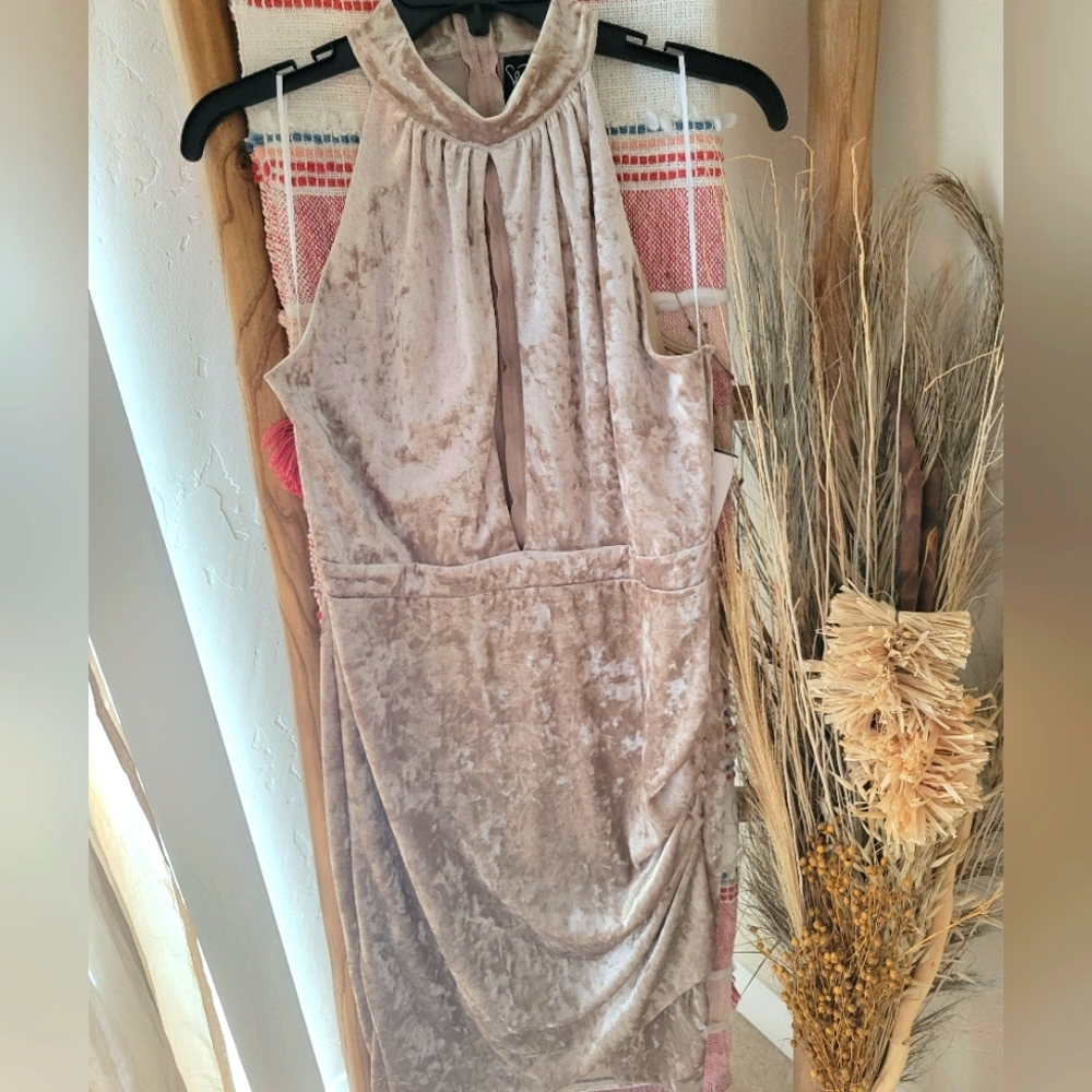 Winsor soft touch dress